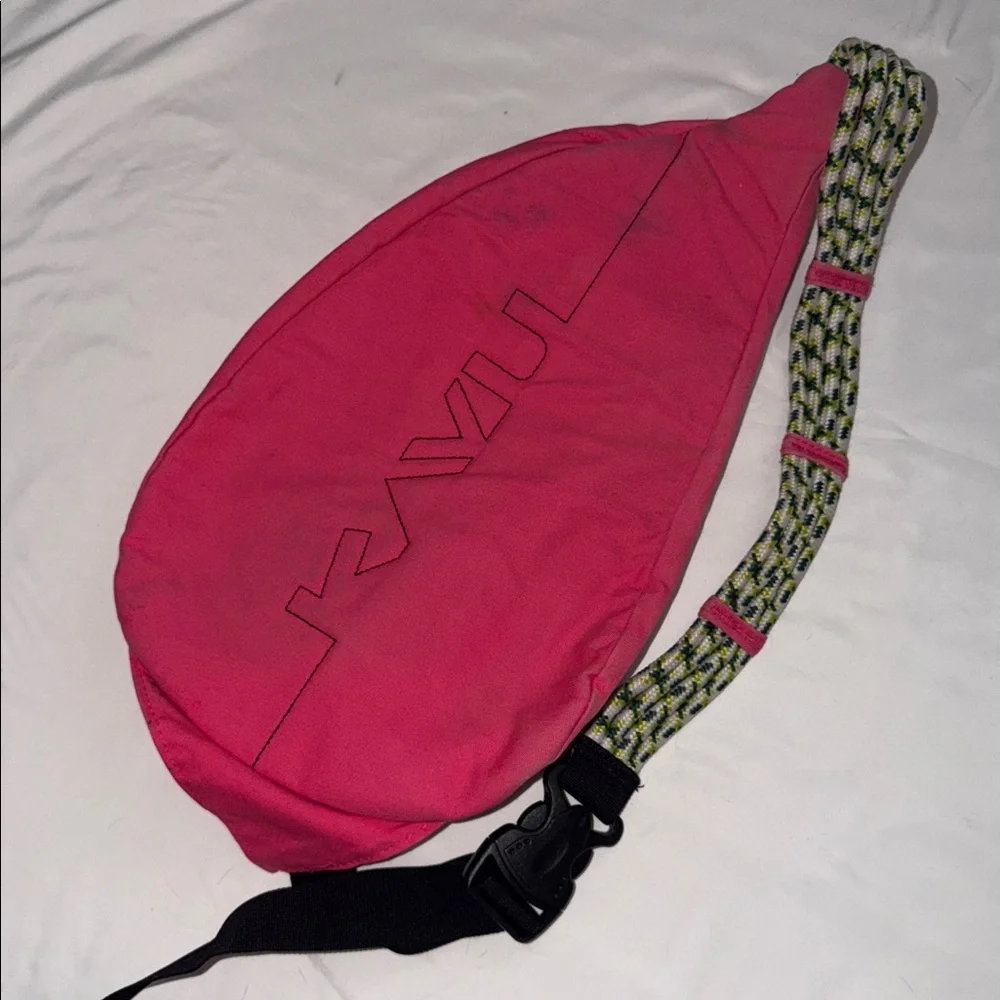 KAVU Rope Sling Backpack Bag in Pink and Green